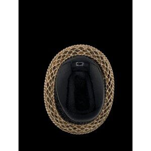 Vintage Gothic Black Cabochon Ring With Braided Gold Tone Bezel Size 7 (Adjustab